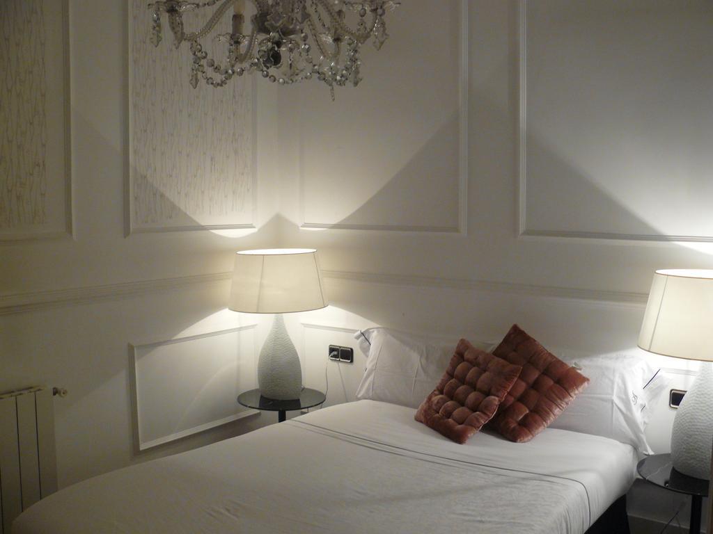 Apartamentos Manzana Madrid Kamer foto