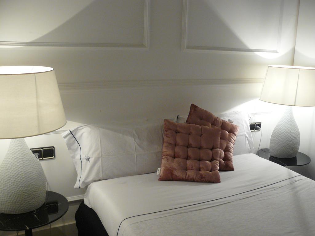 Apartamentos Manzana Madrid Kamer foto