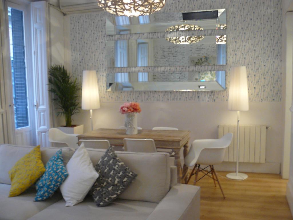 Apartamentos Manzana Madrid Kamer foto