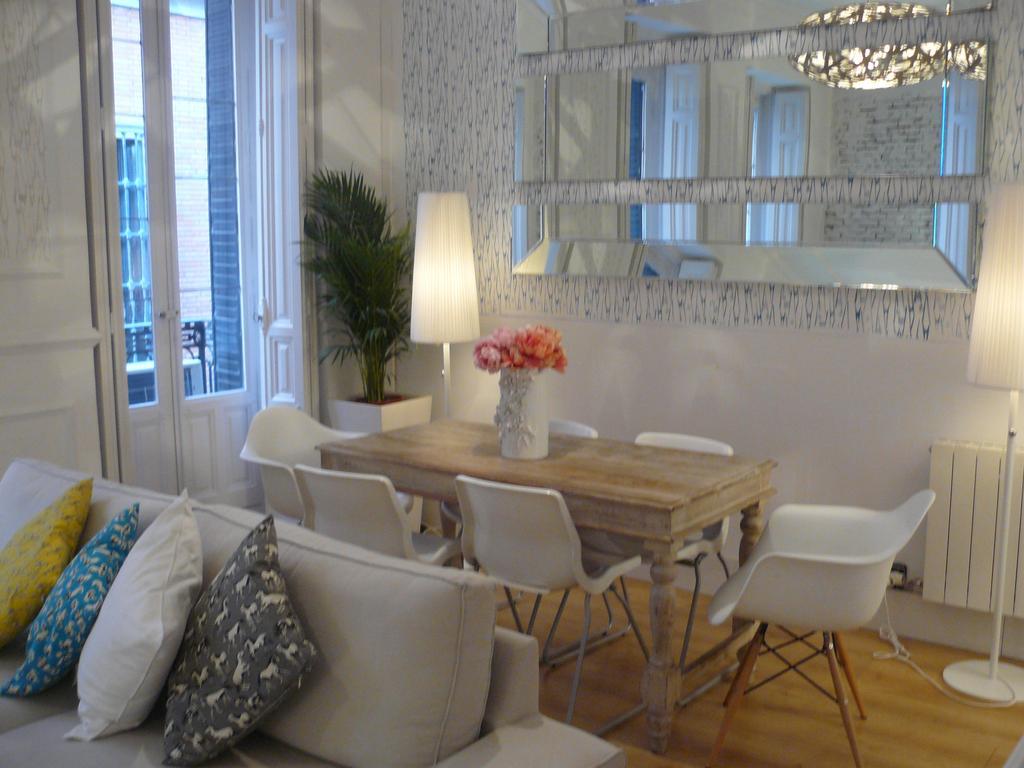 Apartamentos Manzana Madrid Kamer foto